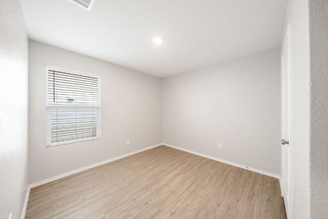 Building Photo - 14718 Dillard Ml