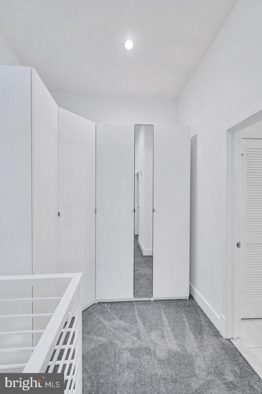 Building Photo - 1209 13th St NW