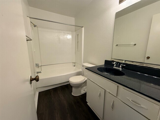 Building Photo - 8050 Sands Point Dr