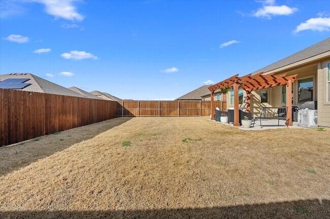 Building Photo - 5028 Waterway Dr