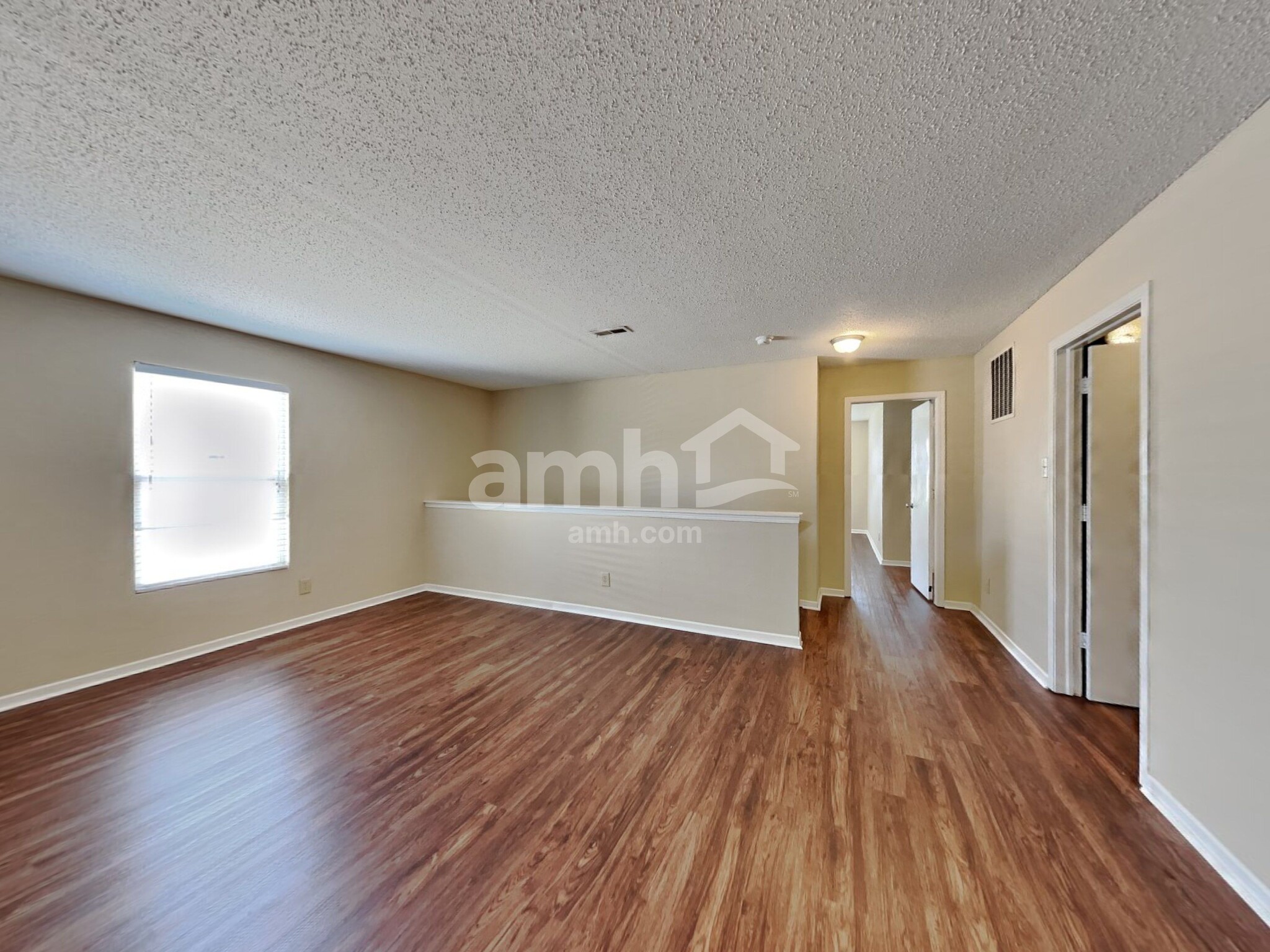 Building Photo - 2317 Bridlewood Dr