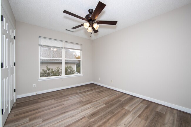 Bedroom - 1508 Woodland Ct