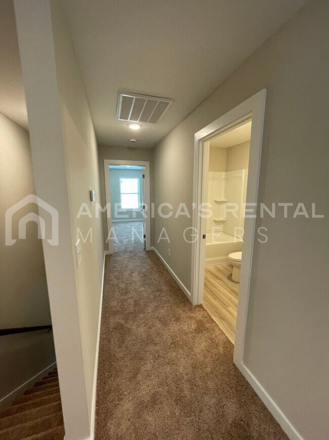 Building Photo - Home for Rent in Jasper, AL!!! Available to View Now!!!
