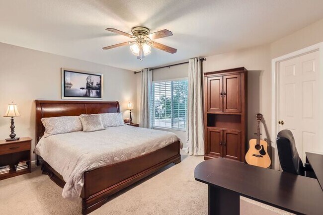 Building Photo - Updated 4-Bedroom with Serene Outdoor Spac...
