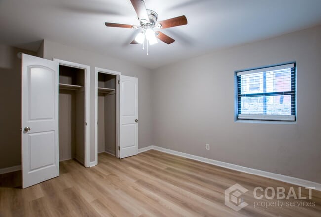 Building Photo - 886 St Charles Ave NE