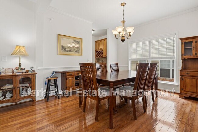 Building Photo - 3809 Stoneybrook Dr