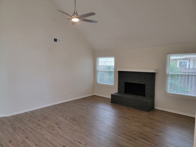 Building Photo - 6311 Diamond Rock Dr