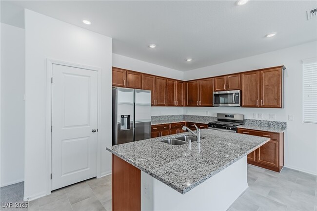 Building Photo - 7341 Legacy Pt St