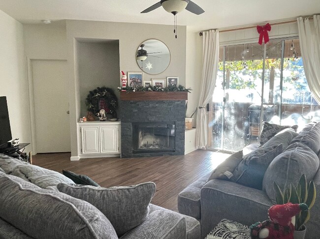 Building Photo - 13803 Pinkard Way