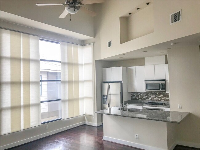 Building Photo - 1019 Bonner St