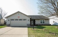 Building Photo - "Charming 3-Bed, 2-Bath Home on Scatter Woods Lane – 1,410 Sq Ft of Comfort Awaits in Indianapolis!"