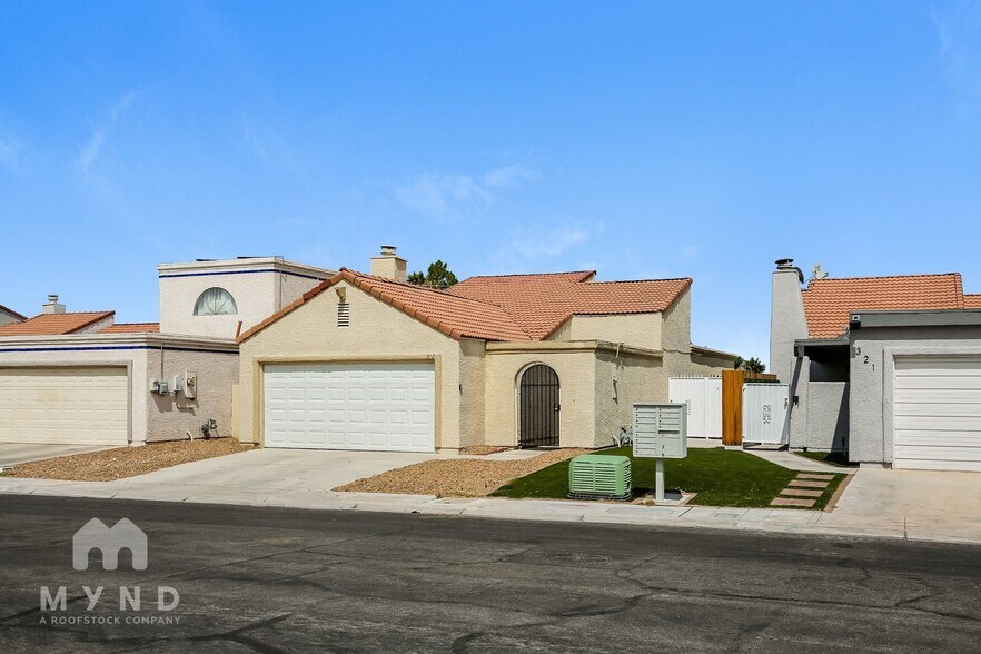 Building Photo - 317 Chastine St