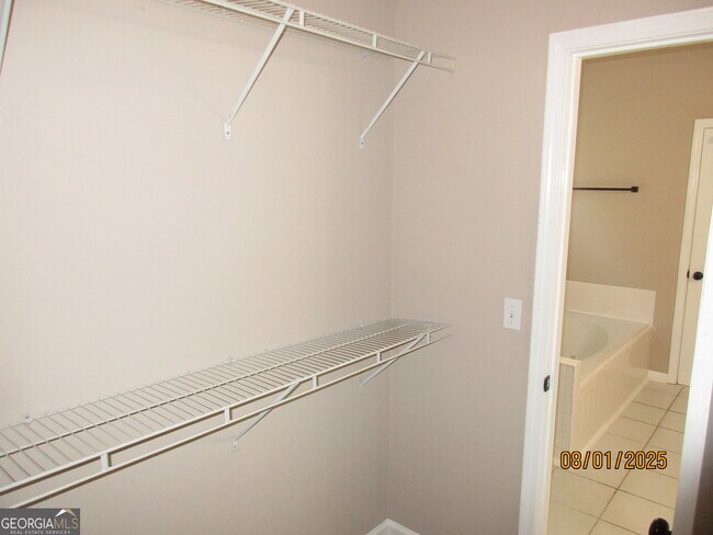 Building Photo - 6972 Harbor Town Way