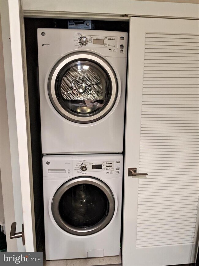 Building Photo - 1500 Pennsylvania Ave. SE