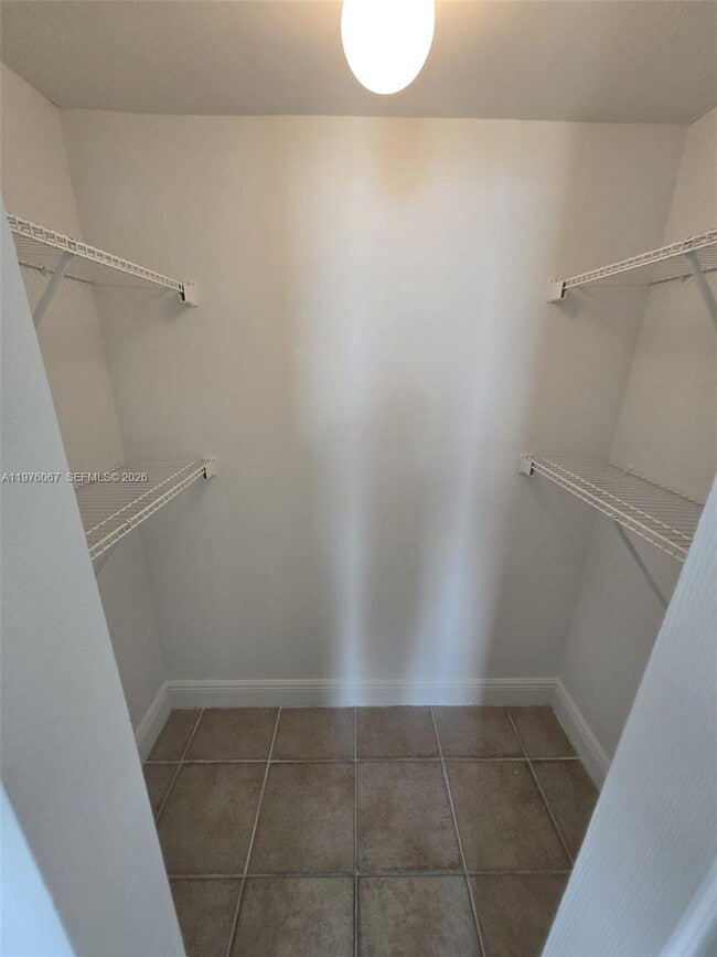 Building Photo - 13499 Biscayne Blvd