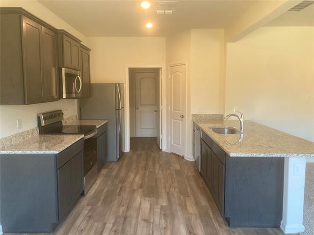Building Photo - 2039 Belmont Dr
