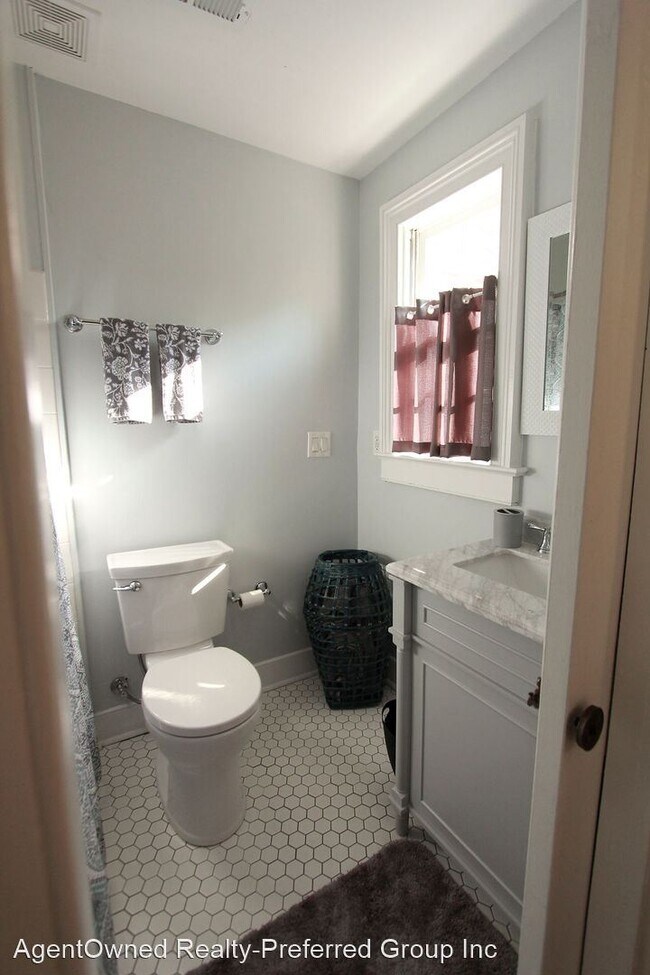 Building Photo - 3 br, 2 bath House - 178 Smith Street