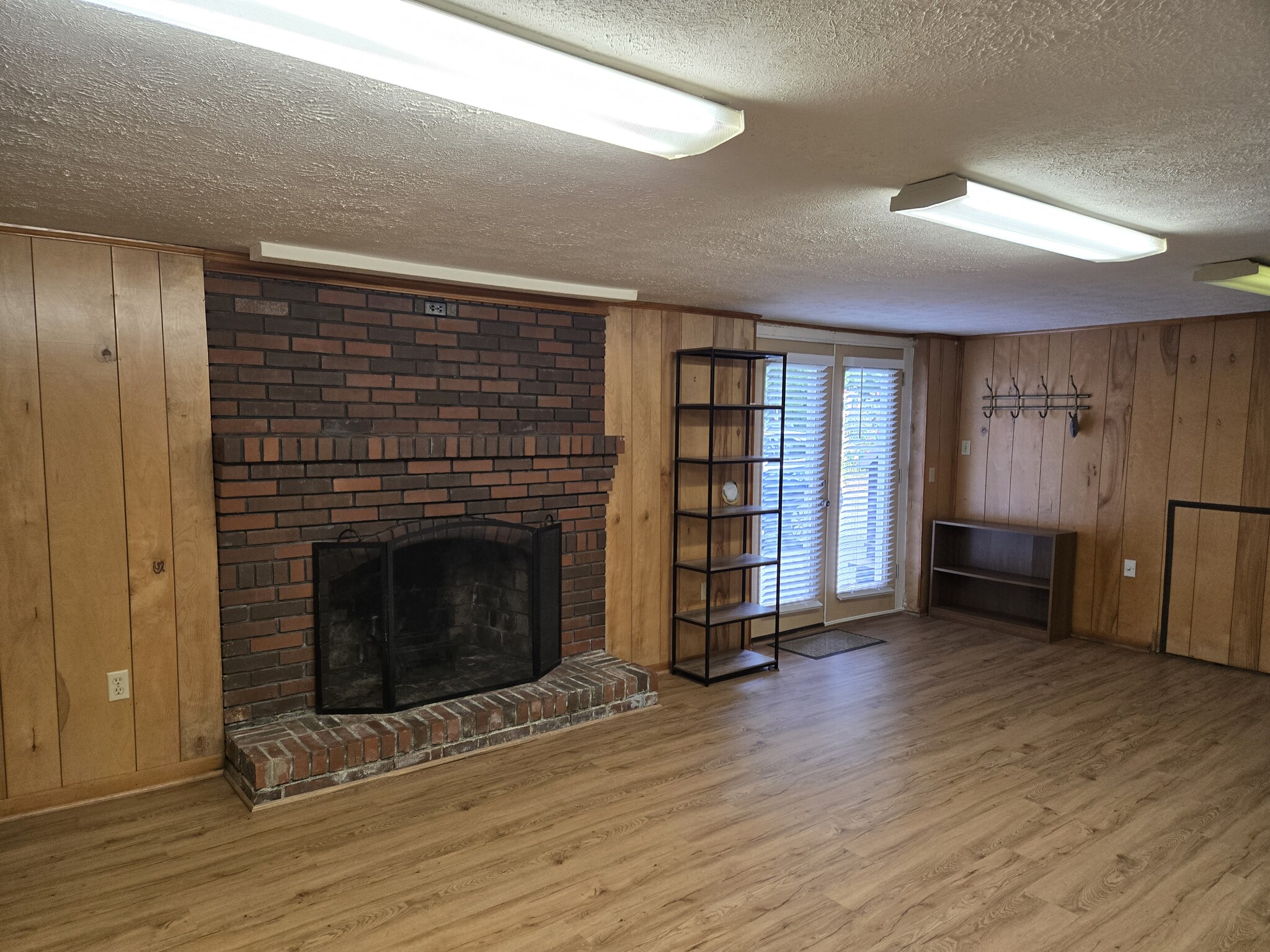 Double doors - 3339 Sanford Dr