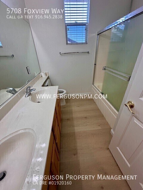 Building Photo - 5708 Foxview Way