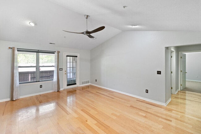 Building Photo - 1407 Millbrook Trail