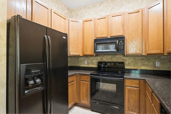 Building Photo - 1405 Ridge Terrace