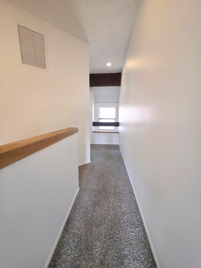 Building Photo - 2324 N Whispering Pines Way