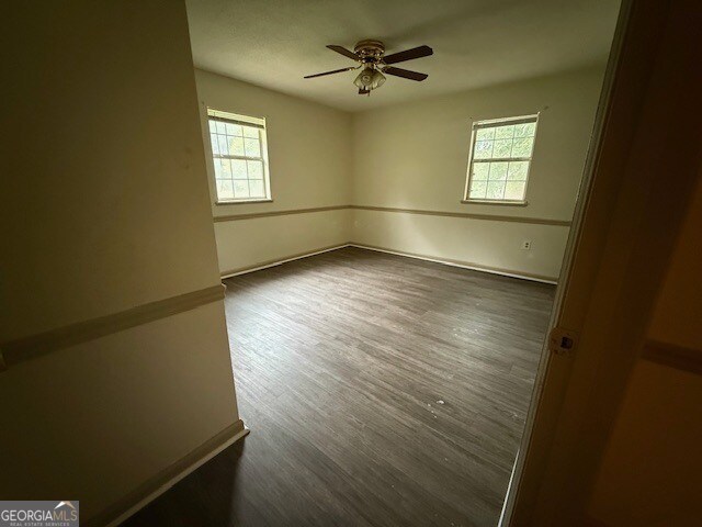 Building Photo - 705 Pat's Ln