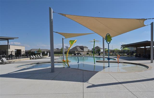 Building Photo - 1605 Woodpecker St