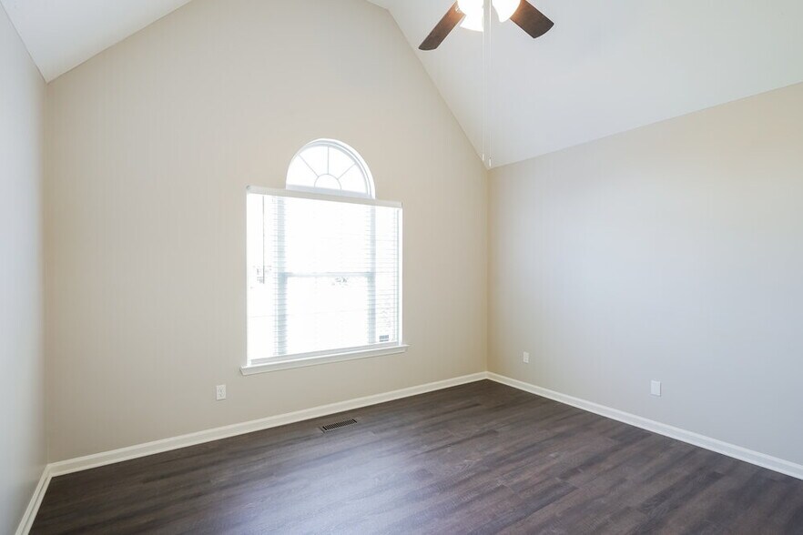 Building Photo - 1029 Windtree Trace