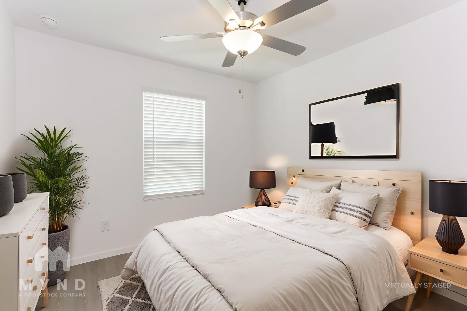 Building Photo - 2732 Ctr Crk Ln