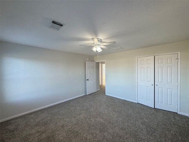 Building Photo - 11811 Madison Kendall Ln