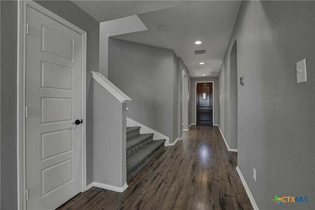 Building Photo - 4213 Gale Meadows