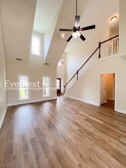 Building Photo - 412 Drema Ct