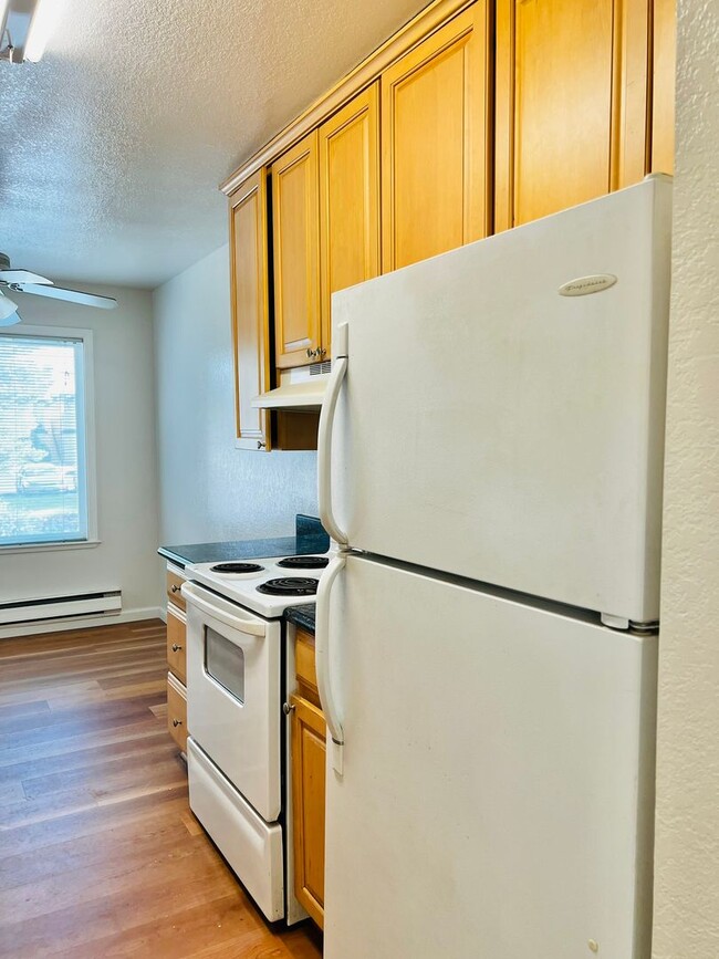 Building Photo - 3920 Clear Acre Lane Unit 95 Reno, NV 89512