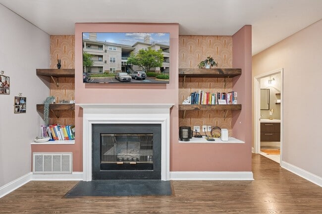 Building Photo - 12020 Taliesin Pl