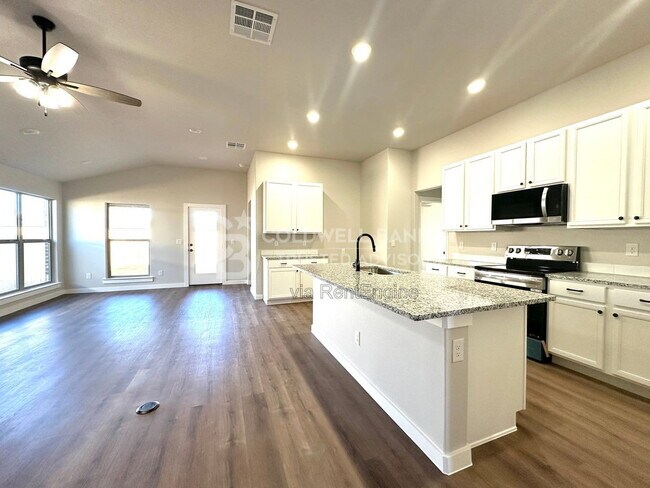 Building Photo - 2912 Corpus Ave