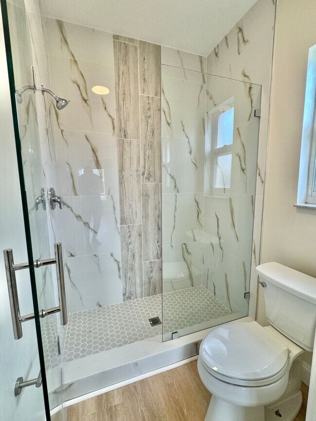 Building Photo - ** BRADSTROM AT LELY ** 3 BED / 2 BATH - CONDO - LIKE NEW! - GREAT LOCATION - ANNUAL RENTAL