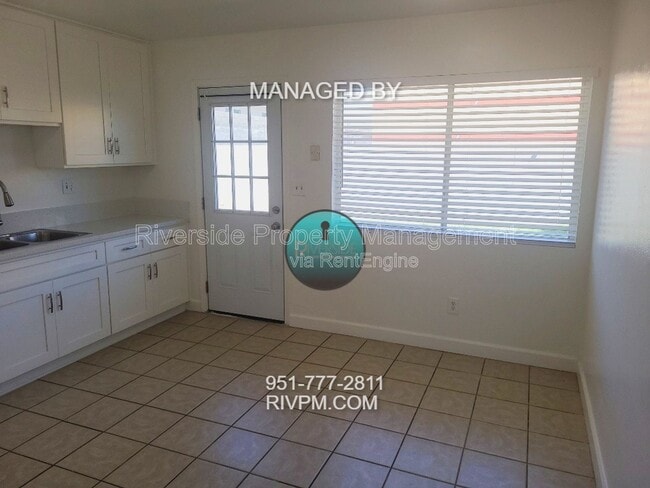 Building Photo - 6290 Jones