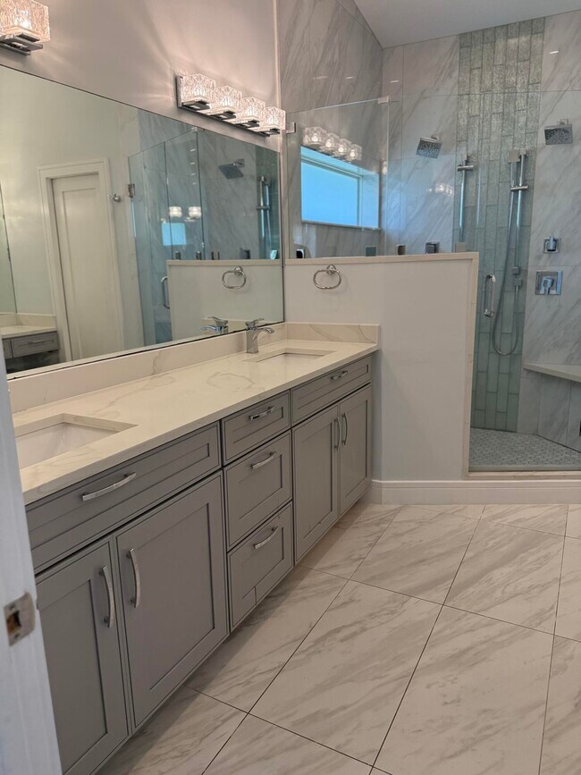 Building Photo - 20725 Waters Edge Ct