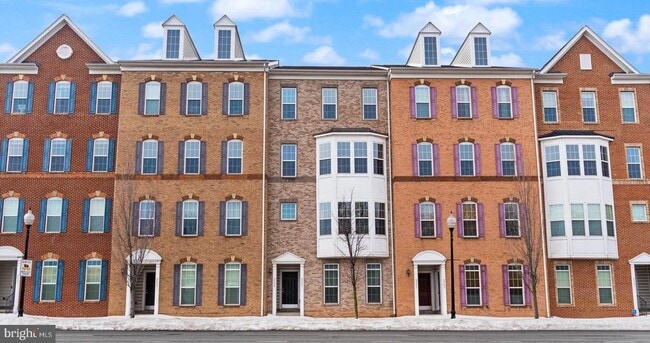 Building Photo - 9541 Center St