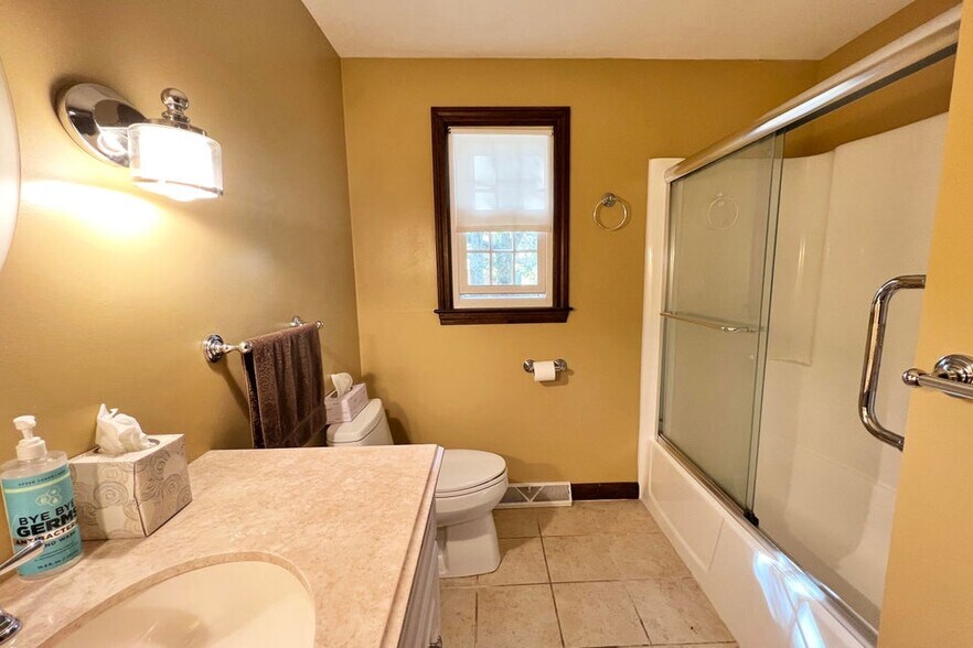 Building Photo - 58 Neptune Ln