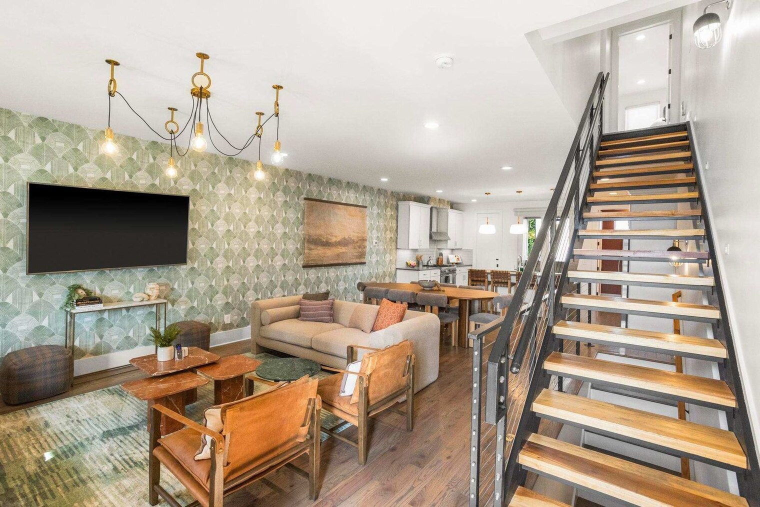 Building Photo - 1712 8th Ave S