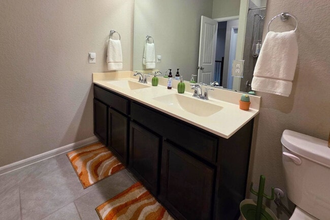 Building Photo - 3803 Lancer Cir