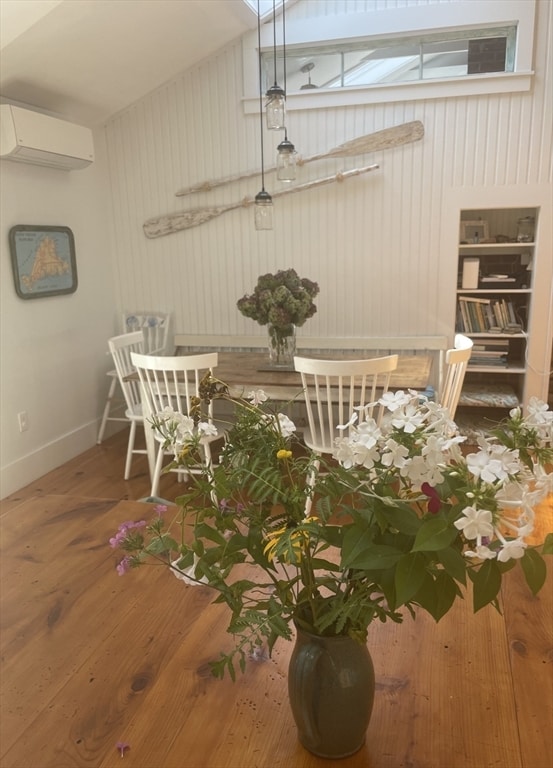 Building Photo - 85 Winemack St