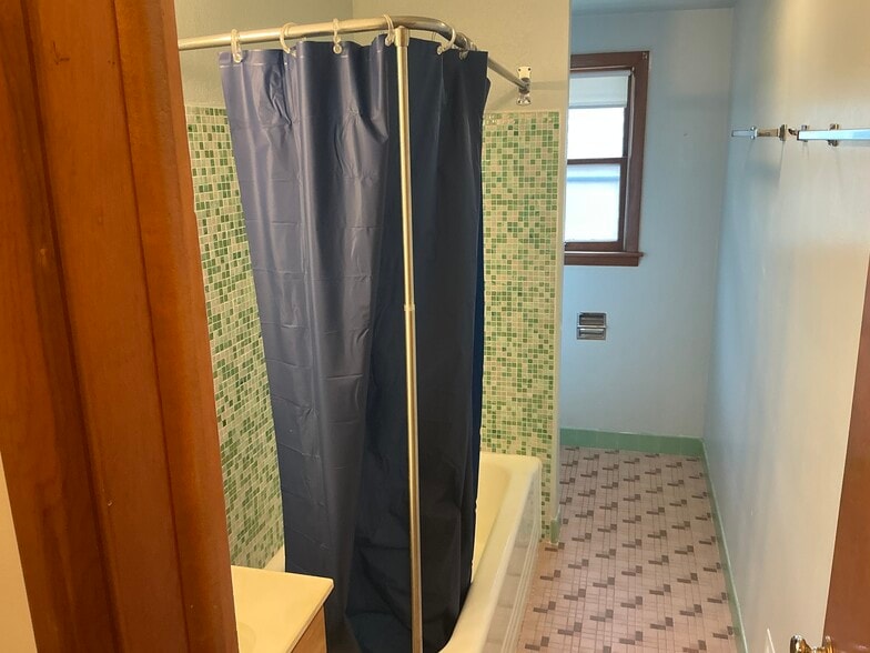 Bathroom entrance - 4210 S 22nd St