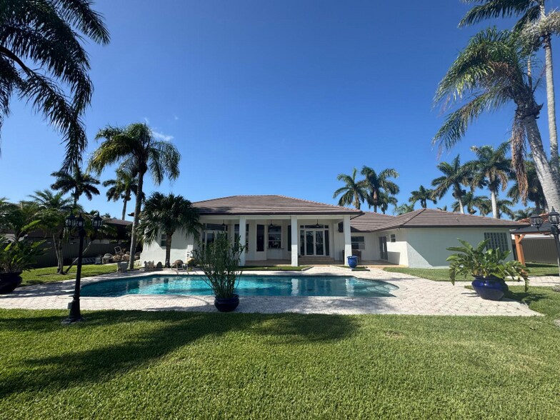 Building Photo - 10840 SW 139th Rd