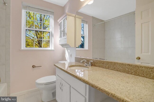 Building Photo - 4326 36th St S