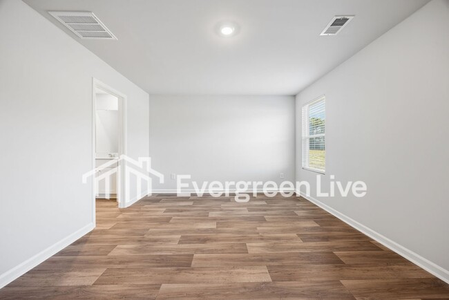 Building Photo - 1310 Willow Oaks Wy