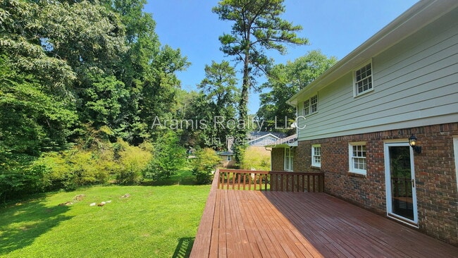 Building Photo - 829 Bradford Ct SW