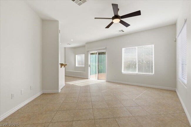 Building Photo - 236 Charming Ct